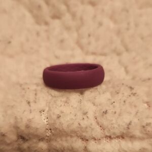 Avaner Silicone Stretch Waterproof Violet Purple Ring Size 7